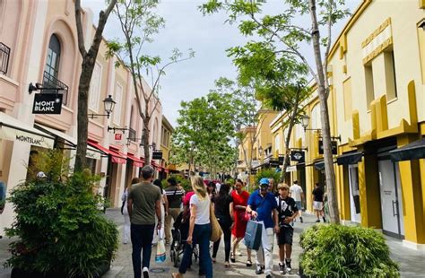 Dónde comprar bolsos Longchamp en Las Rozas Village.